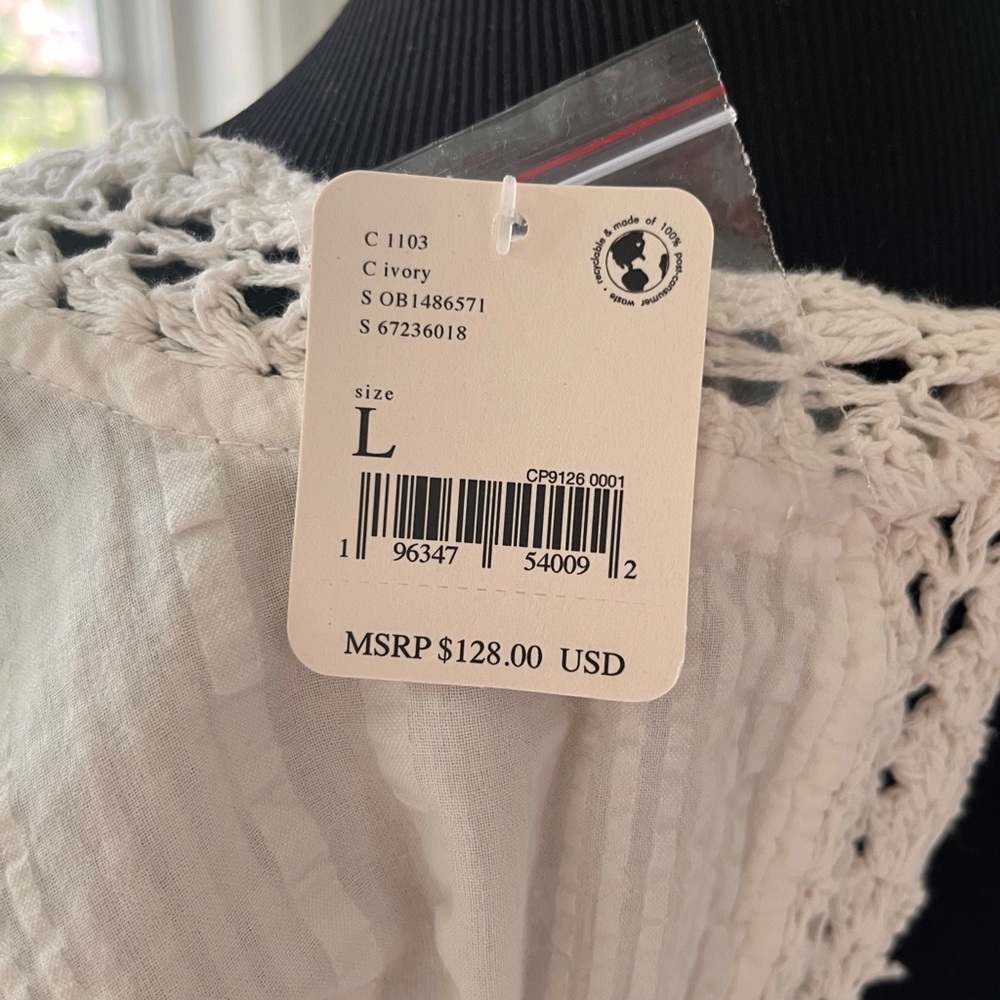 ⭐️Free People White Crochet Blouse - Picture 4 of 8